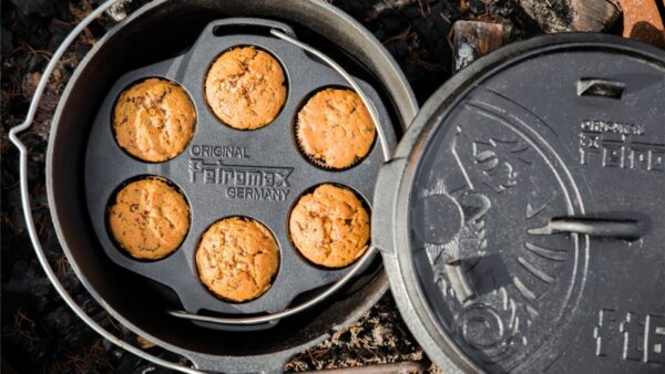 MOULE A MUFFIN EN FONTE PETROMAX – Image 2