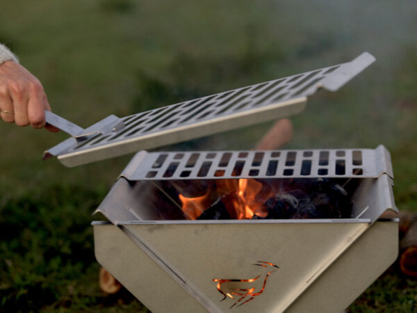 BRASERO / BARBECUE DEMONTABLE FRONTRUNNER AVEC GRILLE 40X40CM – Image 4