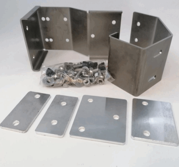 KIT DE FIXATION POUR AUVENT 270° ALU-CAB SUR TENTE DE TOIT ALU-CAB EXPEDITION GEN3